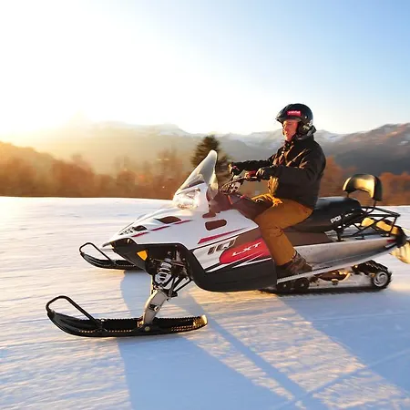 Le Rocher Du Cerf Отель 2*