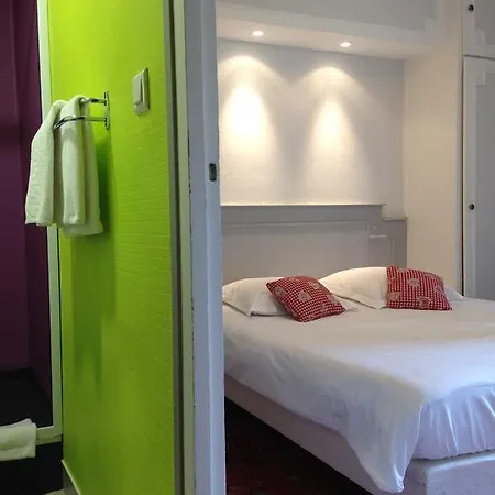 Отель Le Rocher Du Cerf