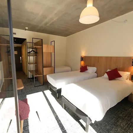 Le Rocher Du Cerf 2*