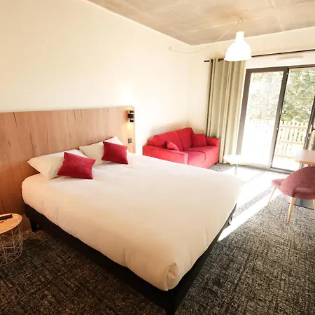 Le Rocher Du Cerf Отель