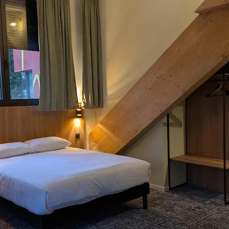Le Rocher Du Cerf Otel 3*