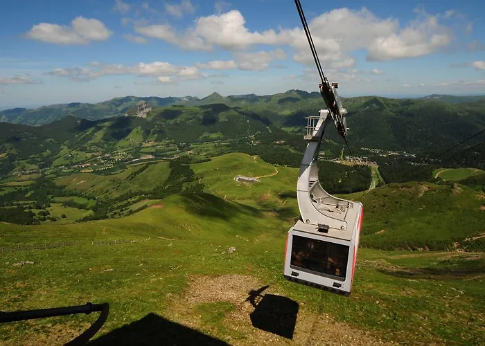 Le Rocher Du Cerf 2*